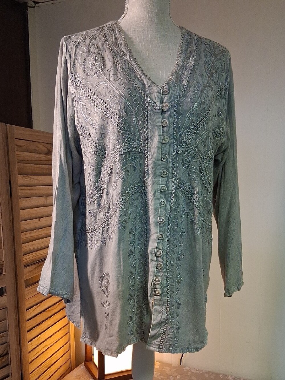 Boho Embroidered Long-Sleeve Women's Shirt - Gray